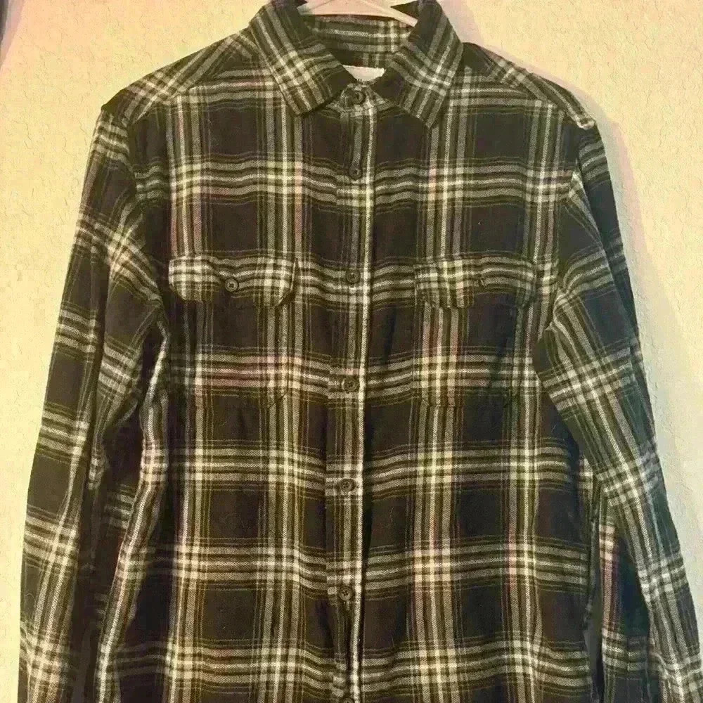 Goodfellow Co Buffalo Plaid Flannel Button down Small